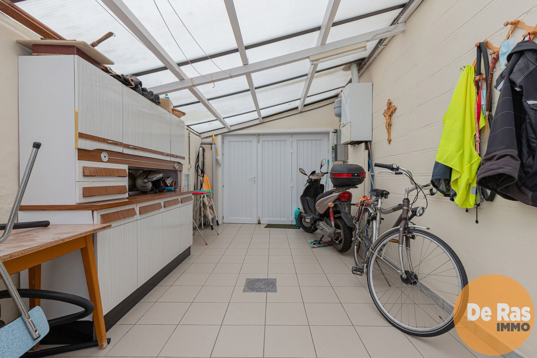 HERZELE– Starterswoning |Opbrengsteigendom nabij het centrum foto 14