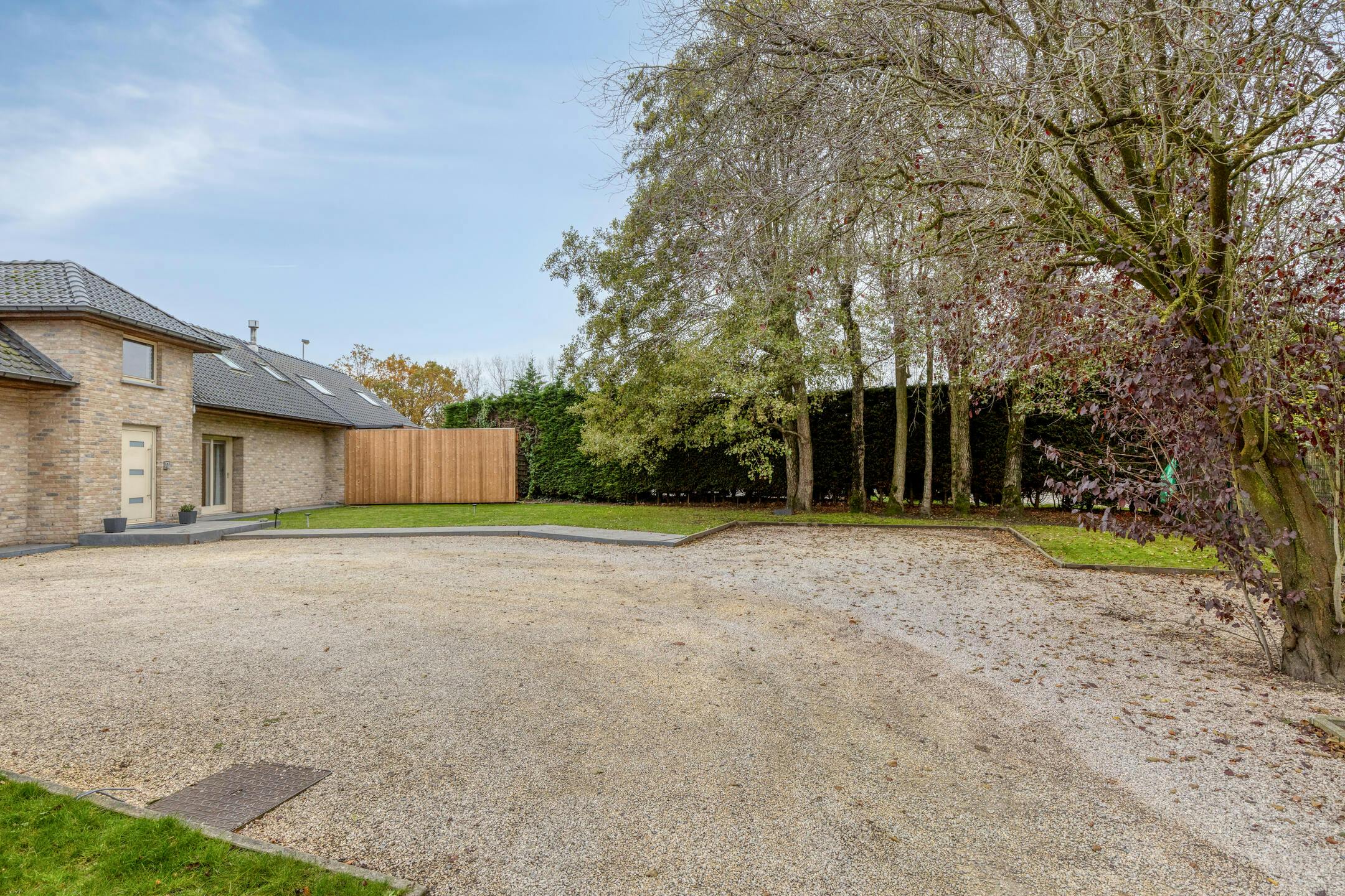 Gerenoveerd huis met 4 kamers te koop in Waregem foto 19