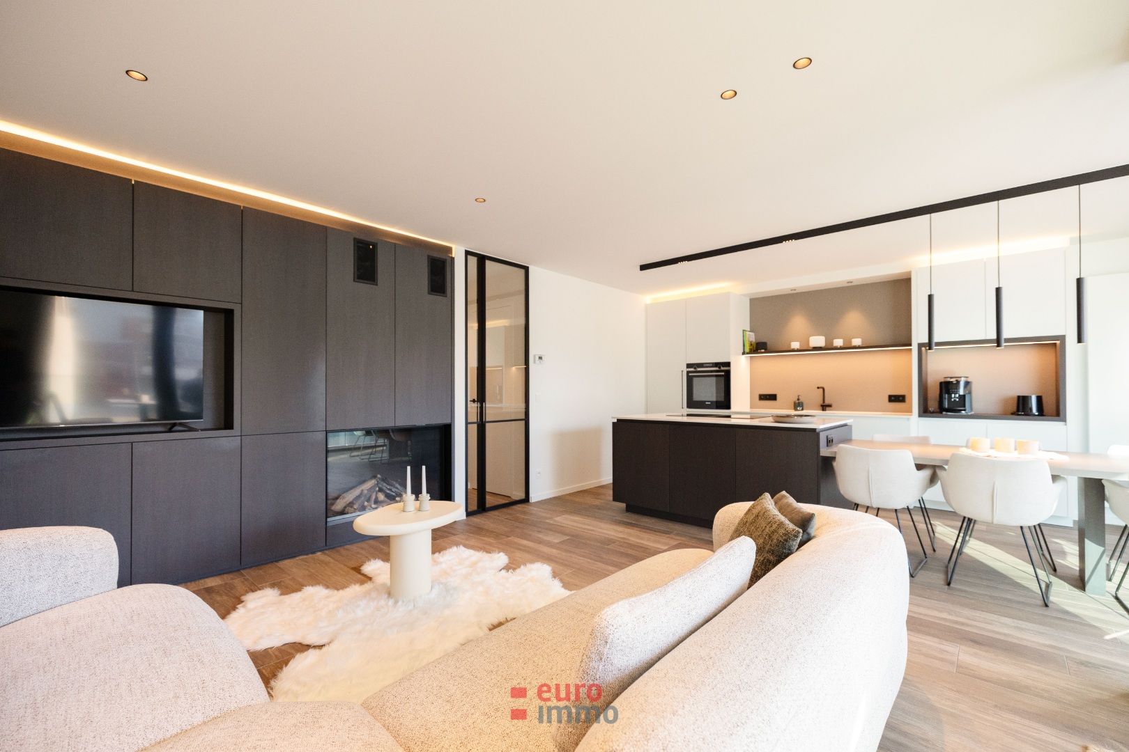 Magnifiek appartement met zeezicht én zuidwest oriëntatie! foto {{pictureIndex}}