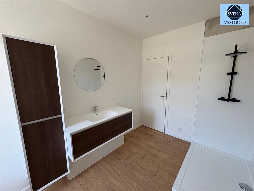 ENERGIEZUINIGE GERENOVEERDE WONING foto 11