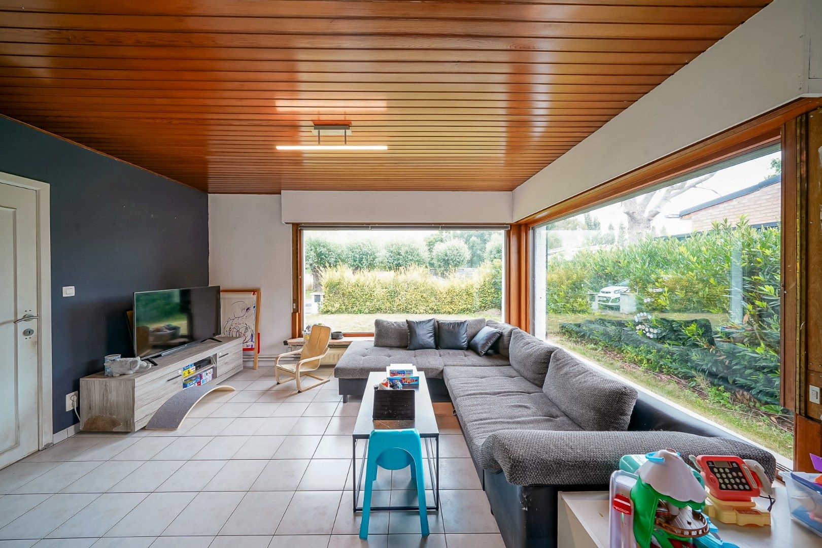 Ruime bungalow nabij het centrum van Oudenburg foto 3