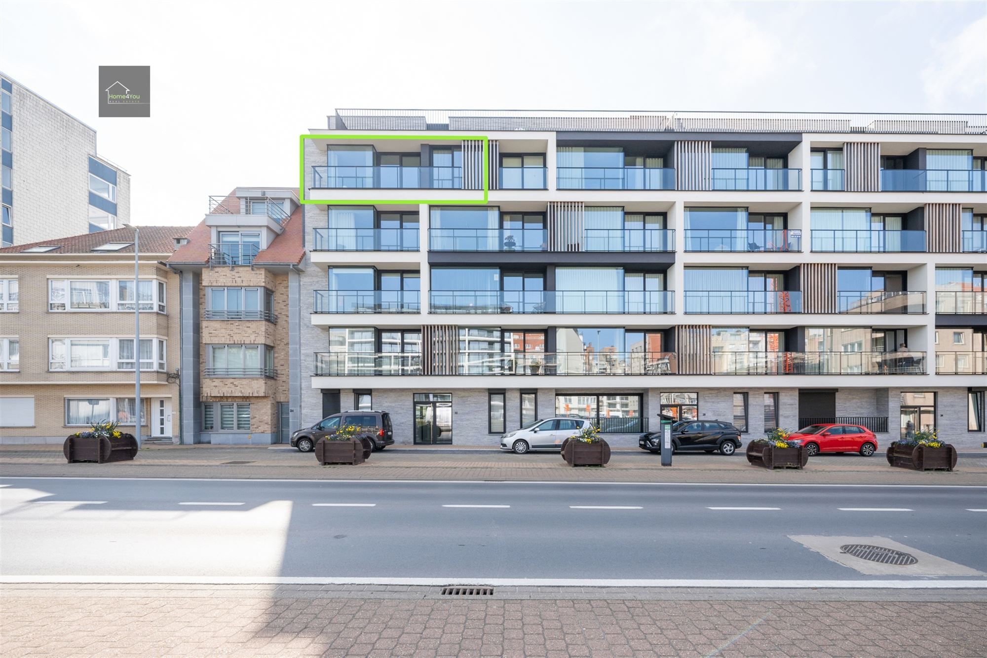 Exclusief nieuwbouwappartement met panoramisch uitzicht! foto 2
