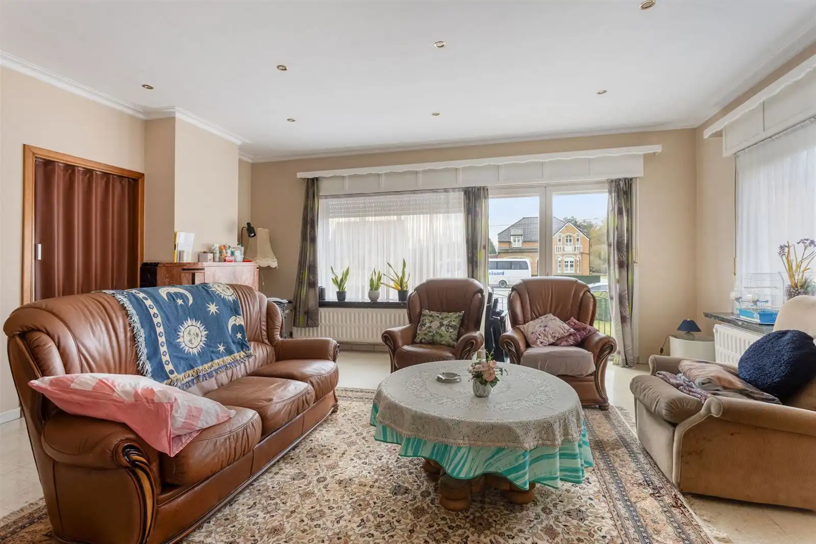 Viergevel te koop in Meerbeke foto 4