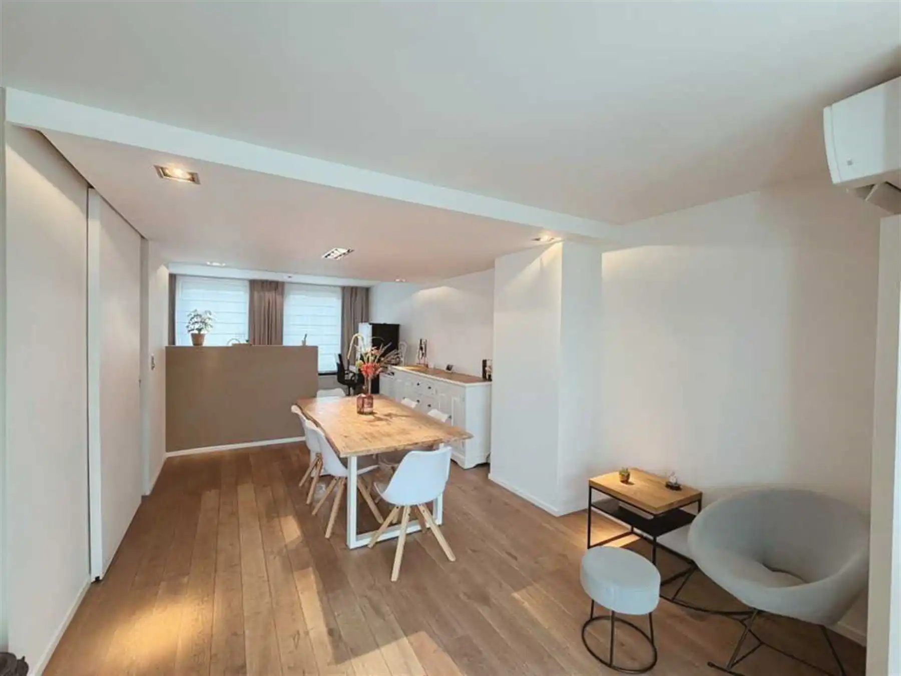 Aartselaar:Energiezuinige woning 4 slk vlakbij het centrum. foto 3