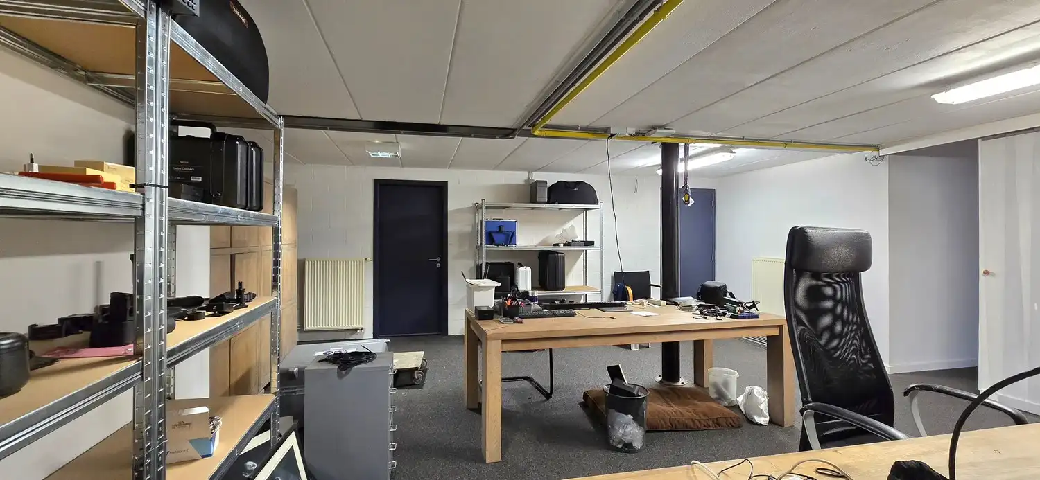 Ruime moderne woning op een perceel van 10a 12ca in een rustige, bosrijke omgeving te koop foto 32