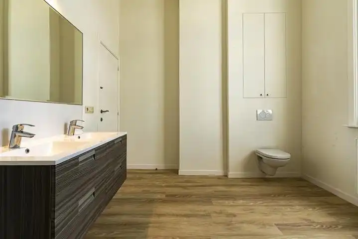 Wonen aan de voet van het station te Berchem foto 10