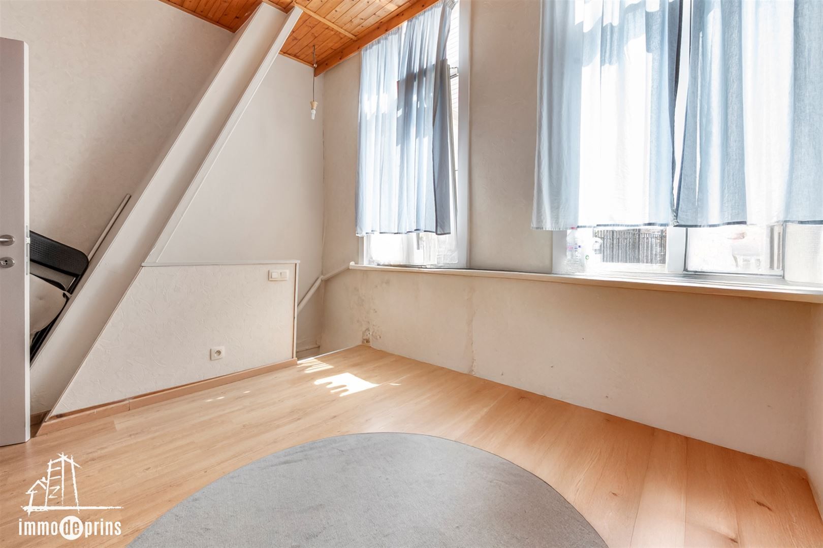 Opbrengsteigendom winkel met woonst +aanpalende woning foto 15