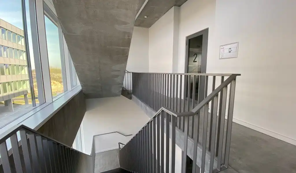 Nieuwbouw kantoren te huur aan The Loop in Gent foto 9