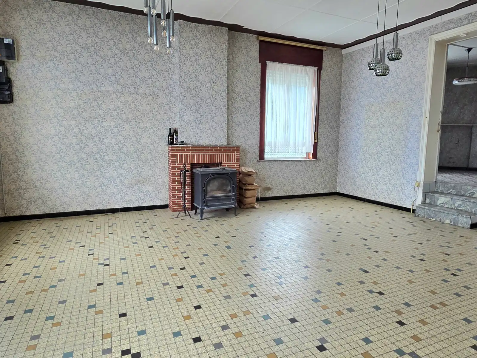 WSB-Immo biedt u deze prachtige te renoveren woning! foto 3