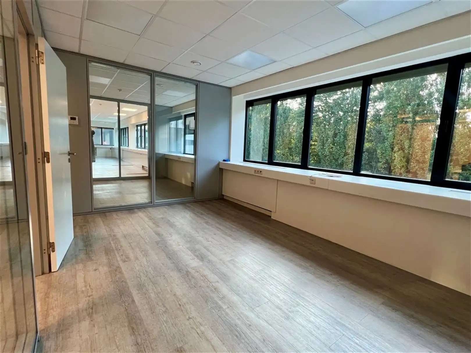 Kantoren op uitstekend bereikbare ligging  foto 9