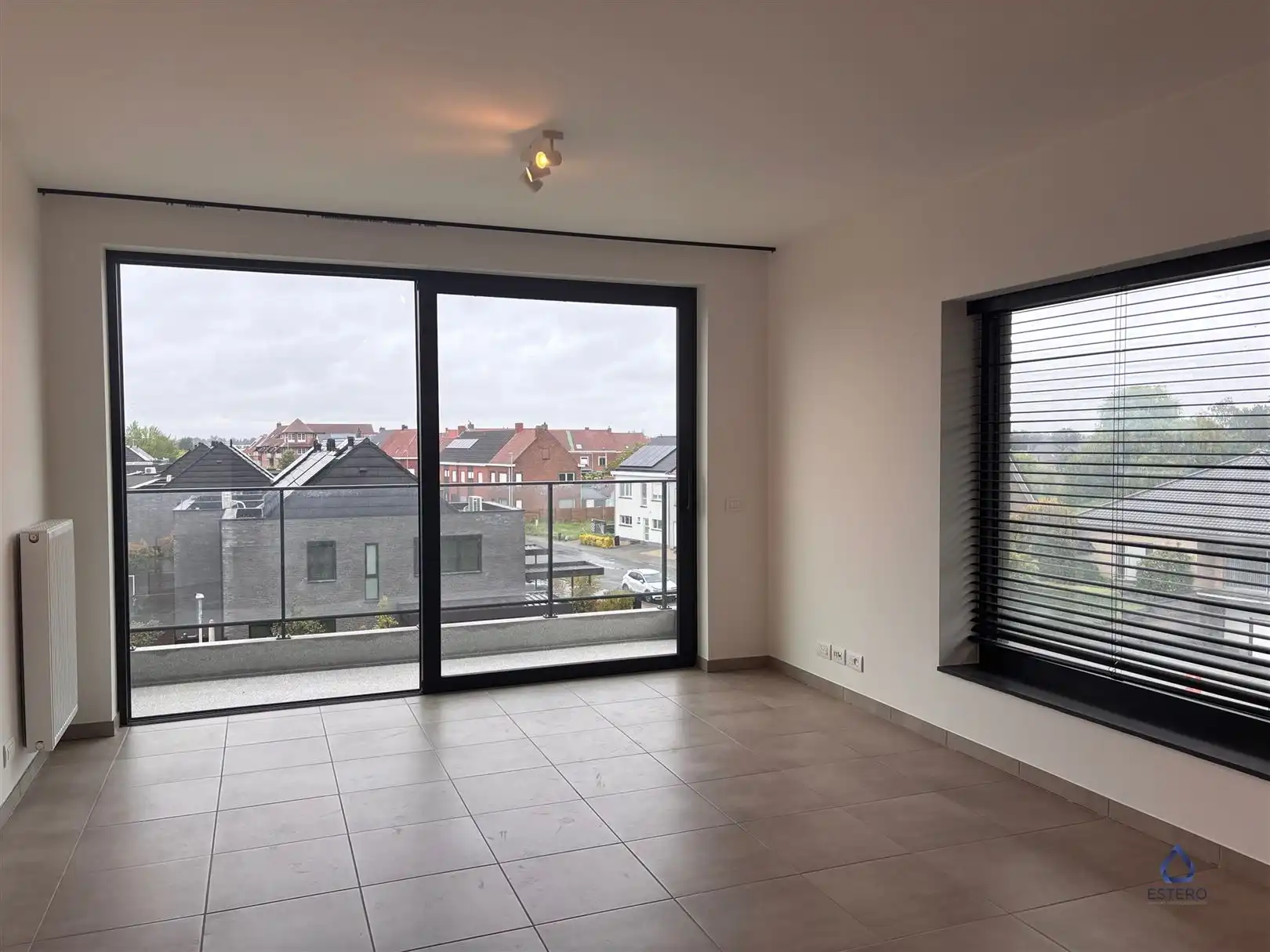 Lichtrijk nieuwbouw appartement in groene omgeving foto 3