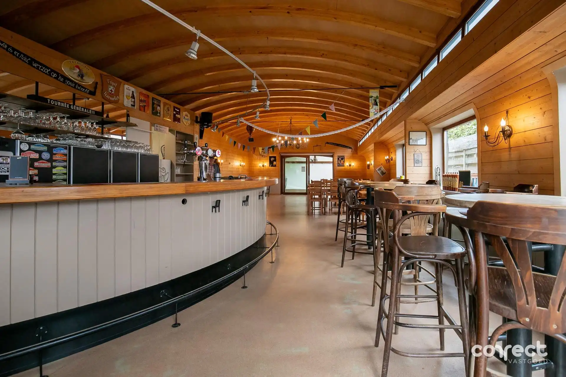 Ruime woning met horeca in Staden. foto 4