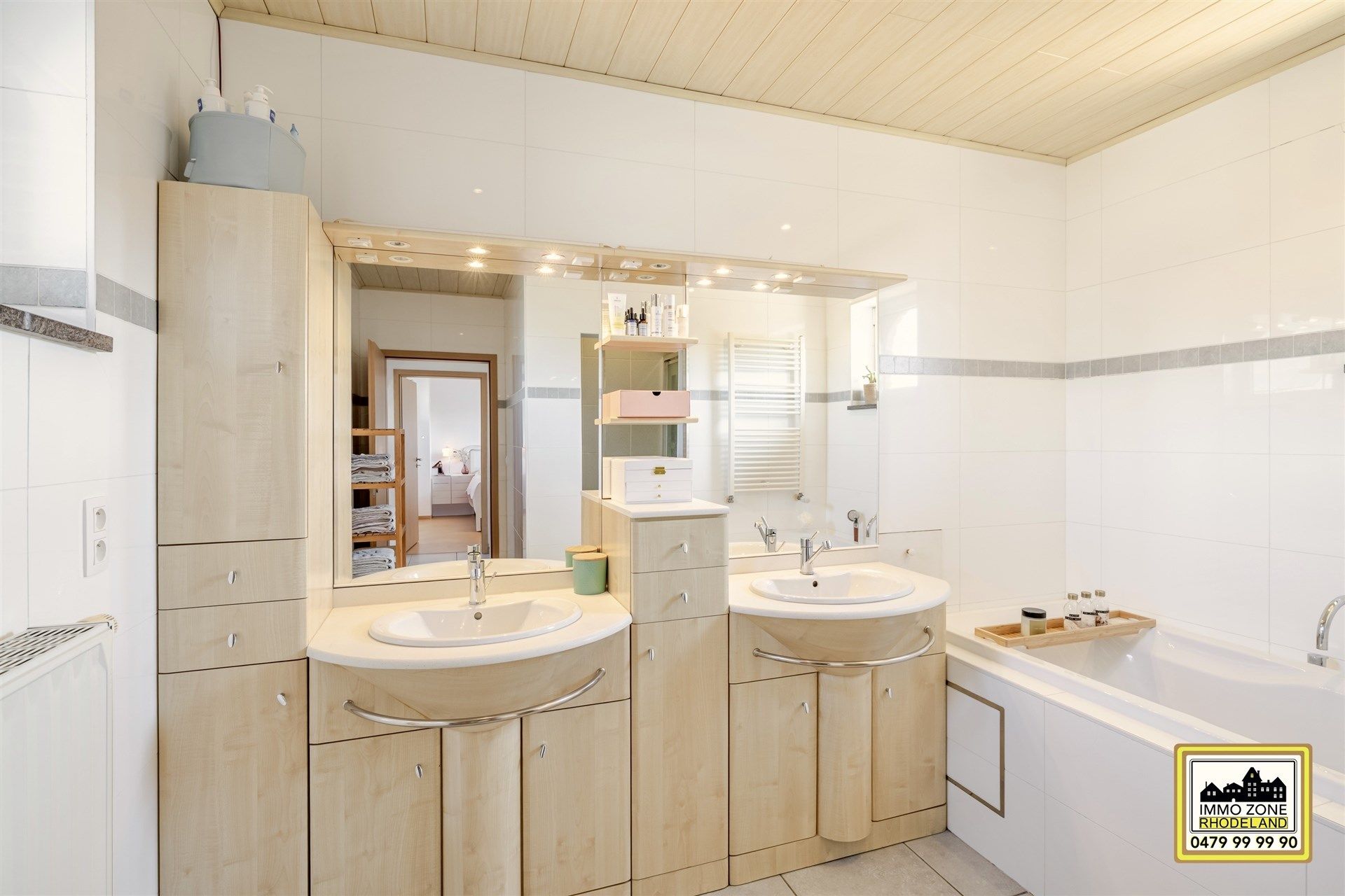 Prachtige zuiderse bungalow met grote tuin foto 26