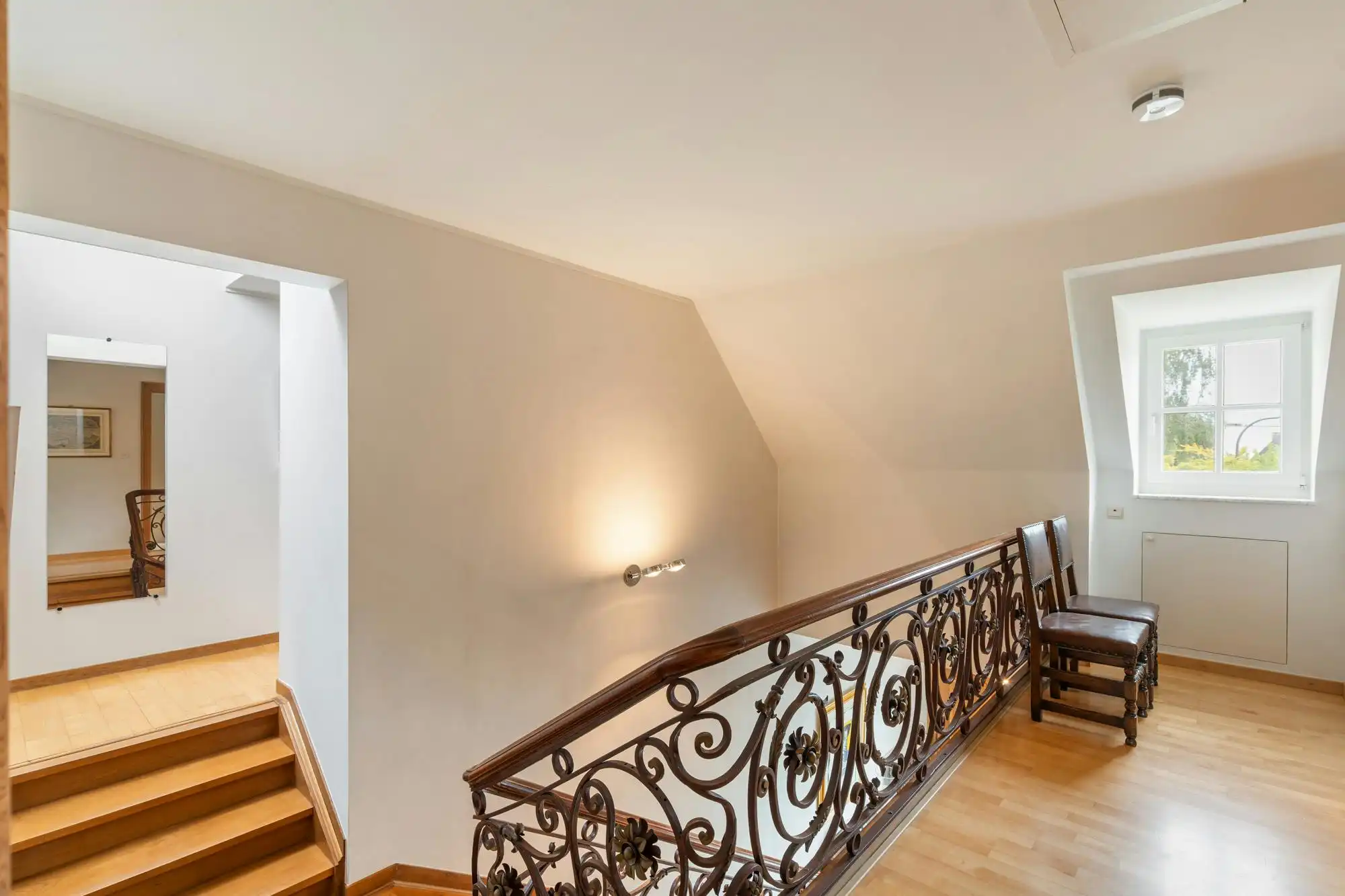 Exclusieve villa met aparte ingang voor vrij beroep in Grimbergen  foto 14