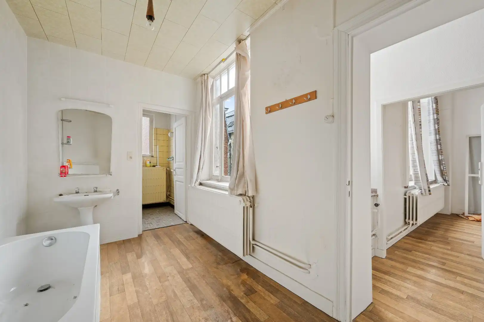 Historisch herenhuis/pastorie met uitzicht op de Grote Markt foto 17