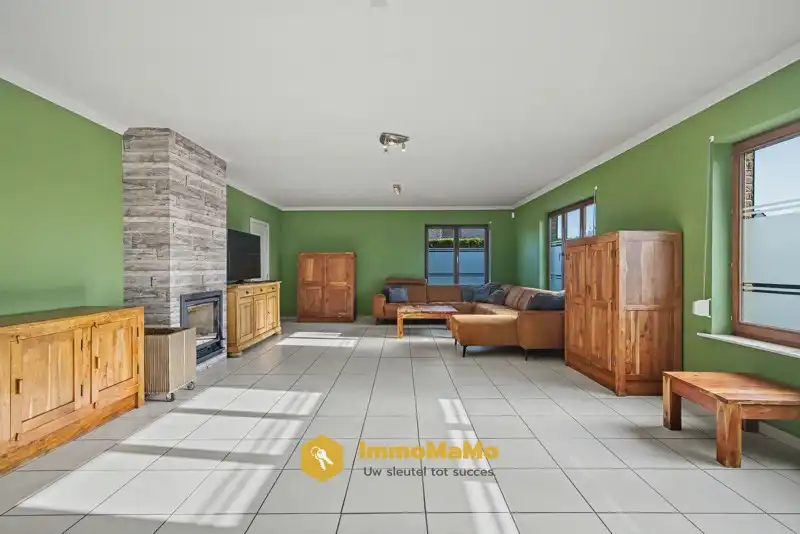 RUIME OPEN BEBOUWING MET GROTE TUIN TE KOOP IN ZELZATE foto 6