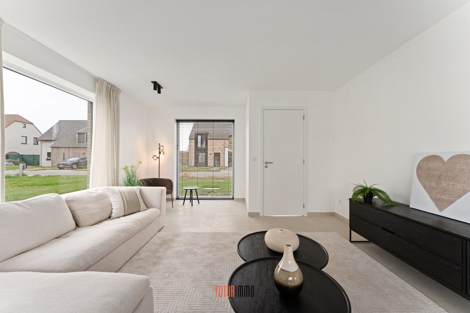 Nieuwbouwwoning met garage foto 3