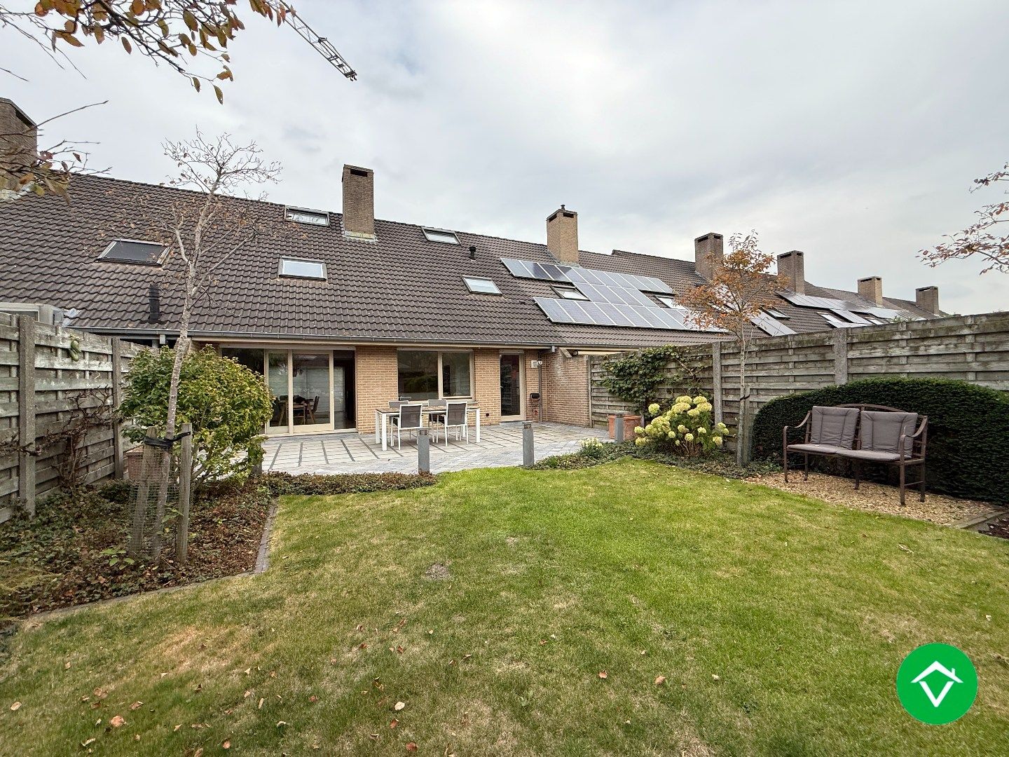 Prachtige rijwoning met 3 slaapkamers, tuin en garage te Roeselare foto 26
