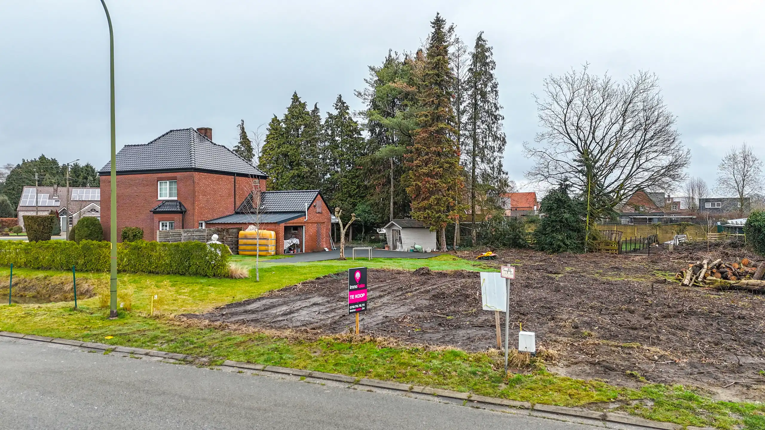 Direct bouwklare grond met vergunde plannen te Heppen! foto 6