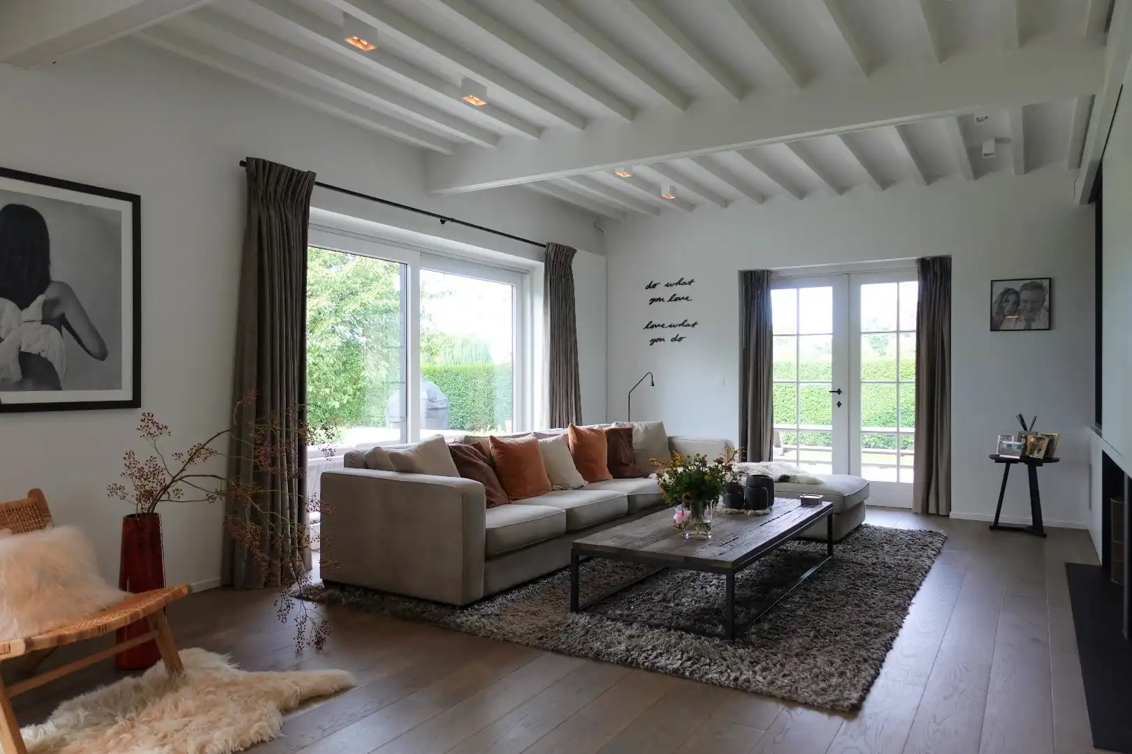 Prachtige karaktervolle villa op groot perceel nabij invalswegen foto 2