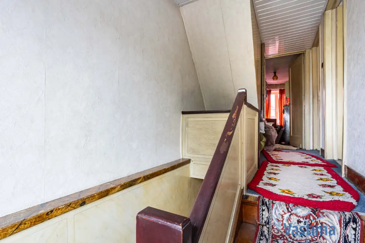 Te renoveren woning met tuin nabij OLV-Ziekenhuis foto 13