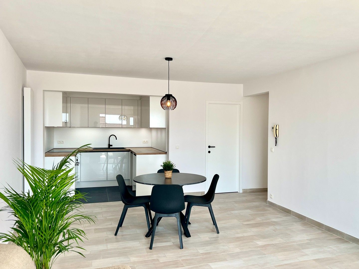 Zonnig appartement met zuidgericht terras! foto 3