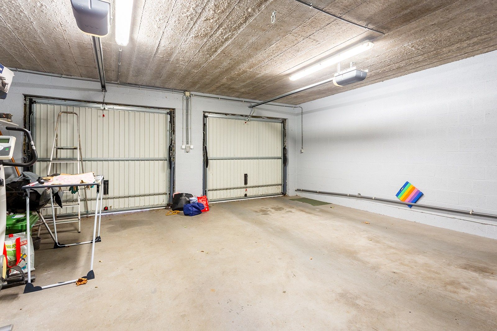 Instapklaar appartement met tuin en dubbele garage foto 15
