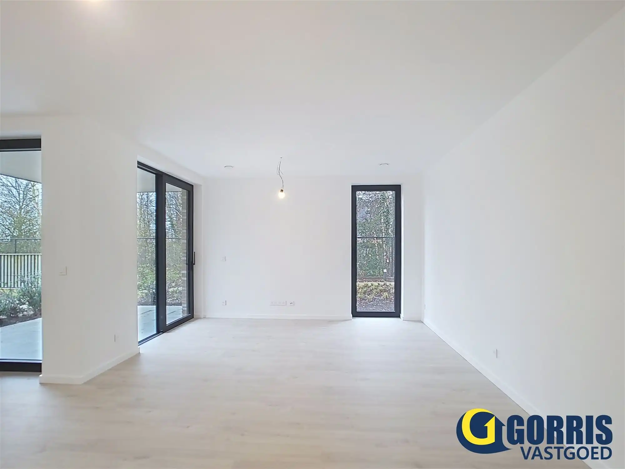 Rustig gelegen gelijkvloers nieuwbouwappartement met 2 slaapkamers. foto 5