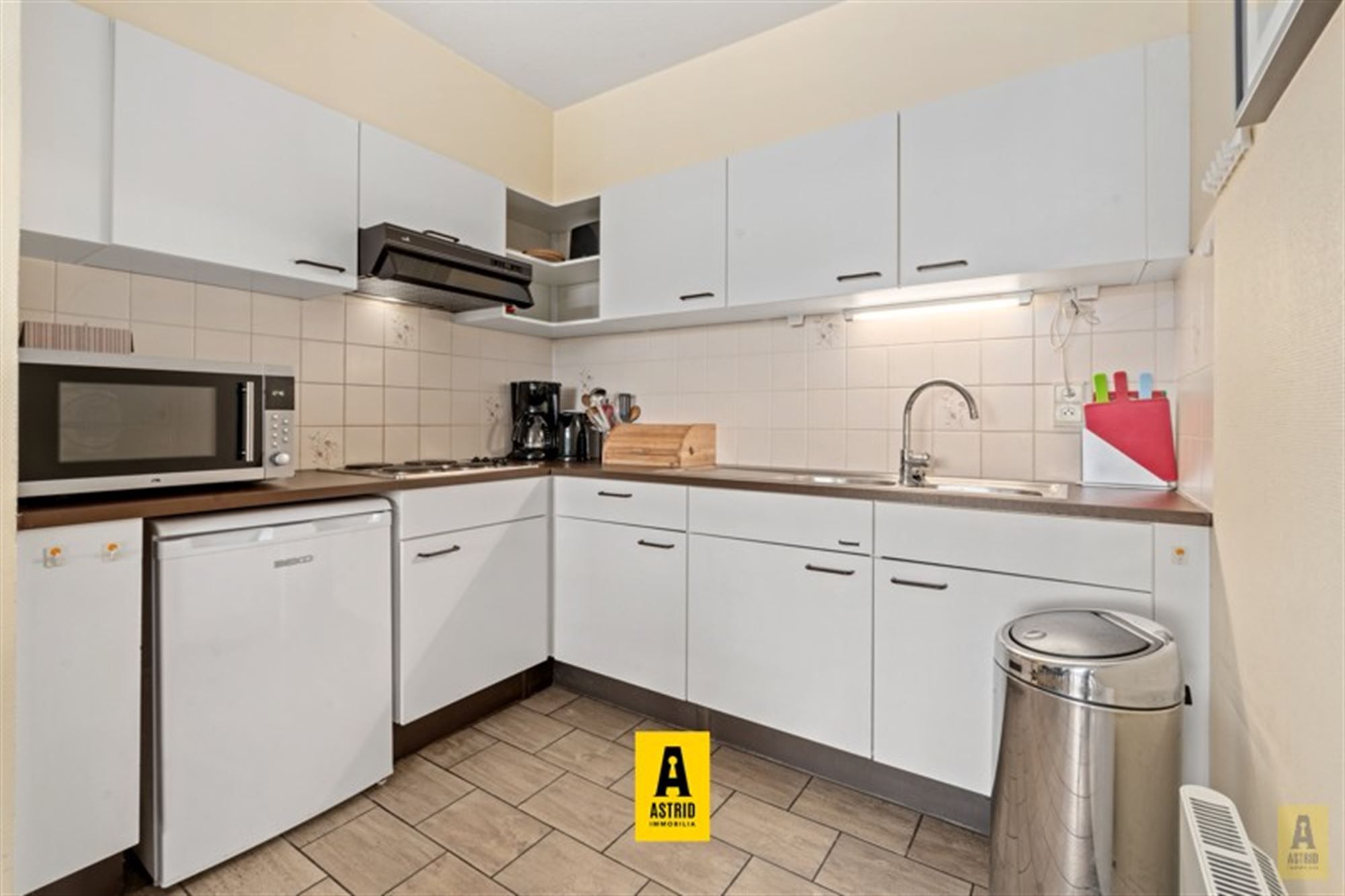 Zonnig appartement met open zichten vlakbij strand! foto 7