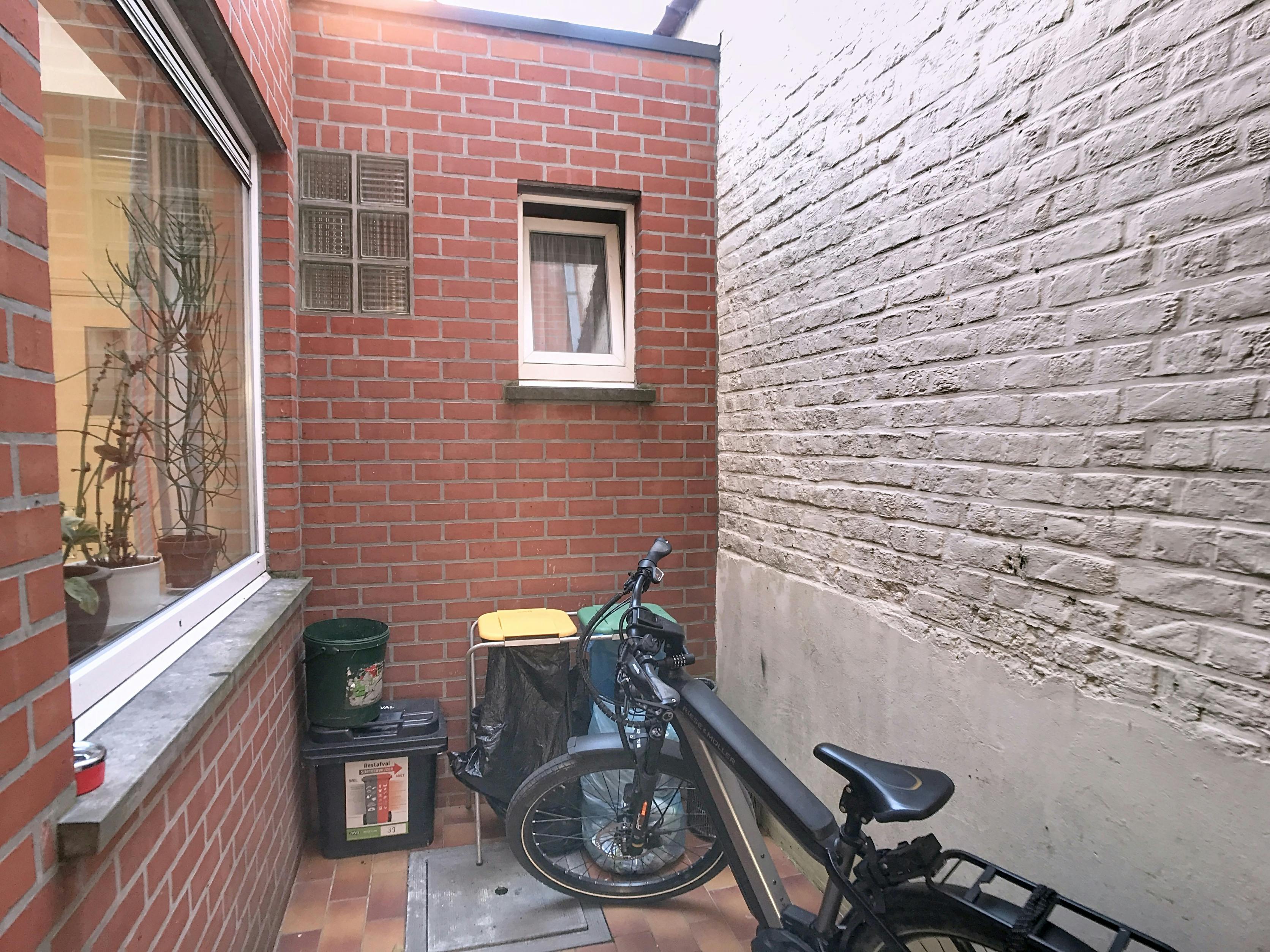Leuke stadswoning met 2 slaapkamers en koertje te Poperinge! foto 9