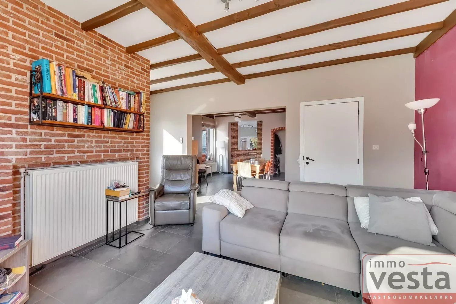Ruime, instapklare woning op goede locatie foto 7