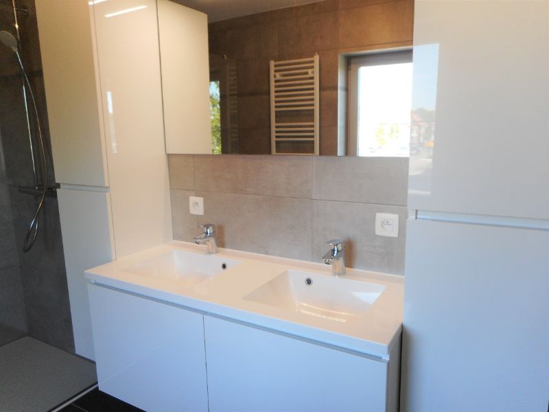 Instapklaar duplexappartement met 2 ruime slpks,  ruim terras (18m²), ondergrondse autostpl + kelder foto 12