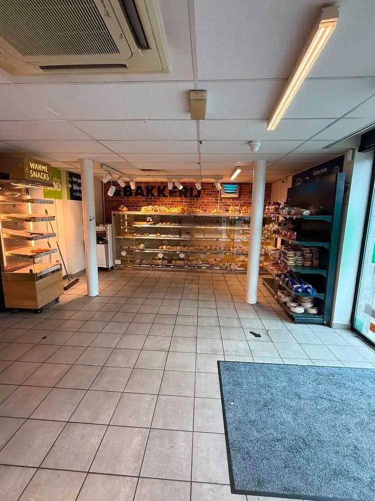 KWALITATIEVE INVESTERINGSEIGENDOM VERHUURD AAN CARREFOUR foto 13