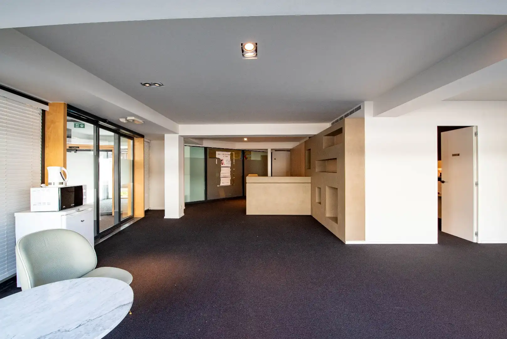 Boomsesteenweg 223 - Veelzijdige commerciële ruimtes te Wilrijk  foto 3