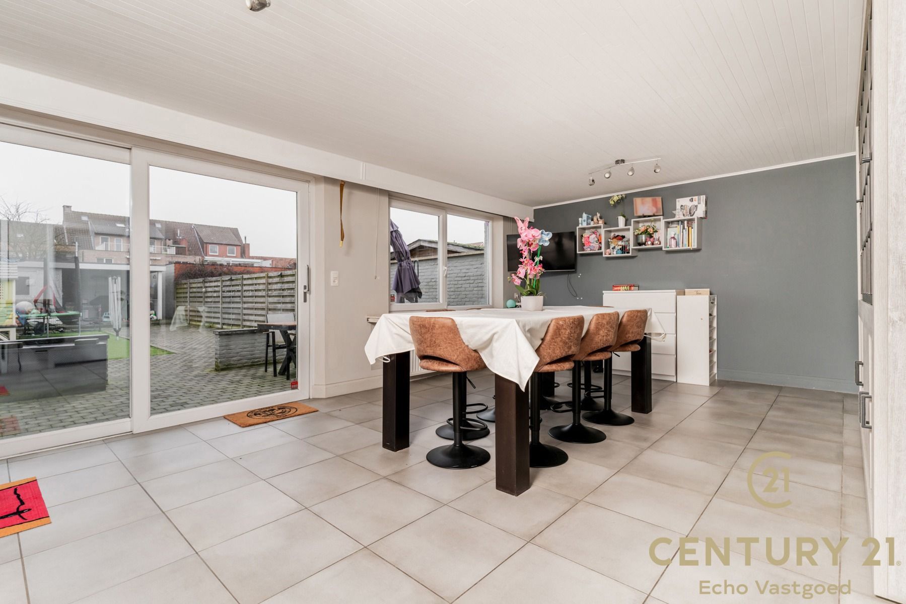 Charmante ruime en instapklare woning met zonnige tuin foto 12