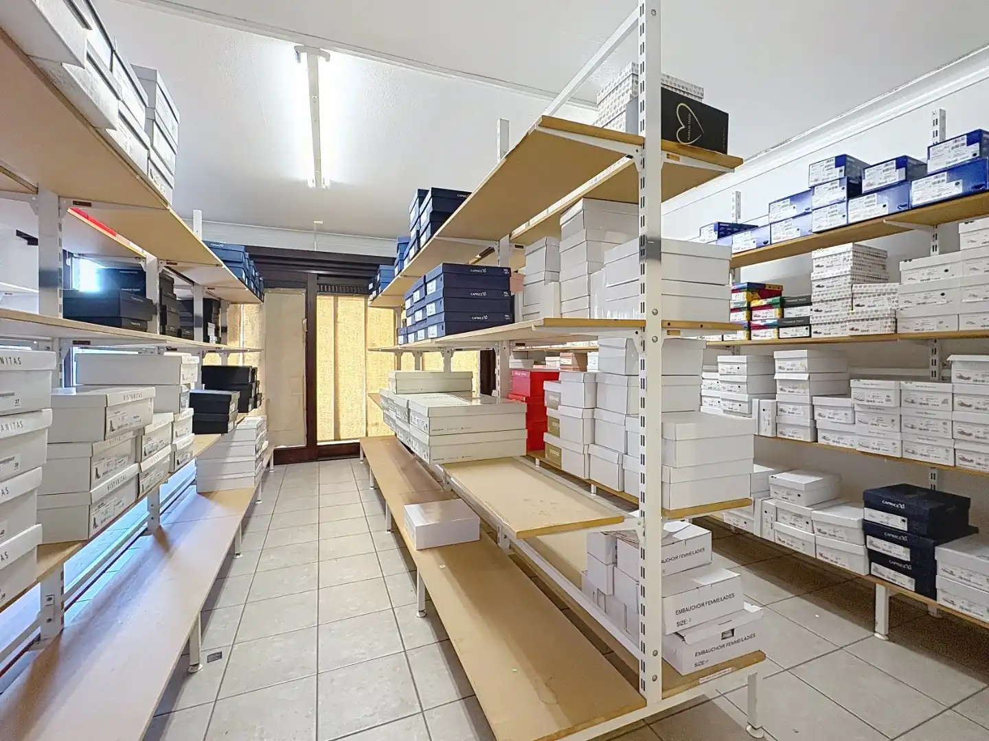 Handelspand met 1 of 2 appartementen  foto 13