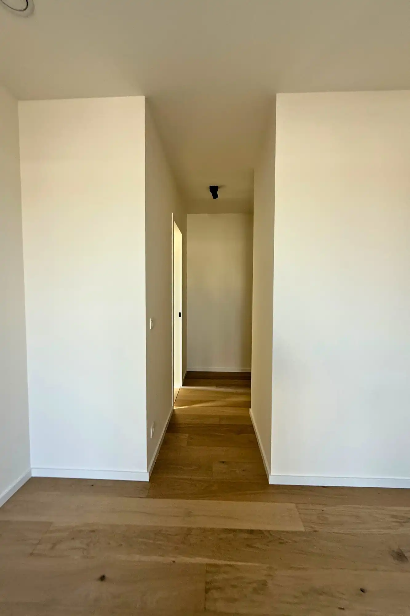 Exclusieve penthouse in residentie Klaver met luxe, ruimte en zon in het hart van Lummen foto 12