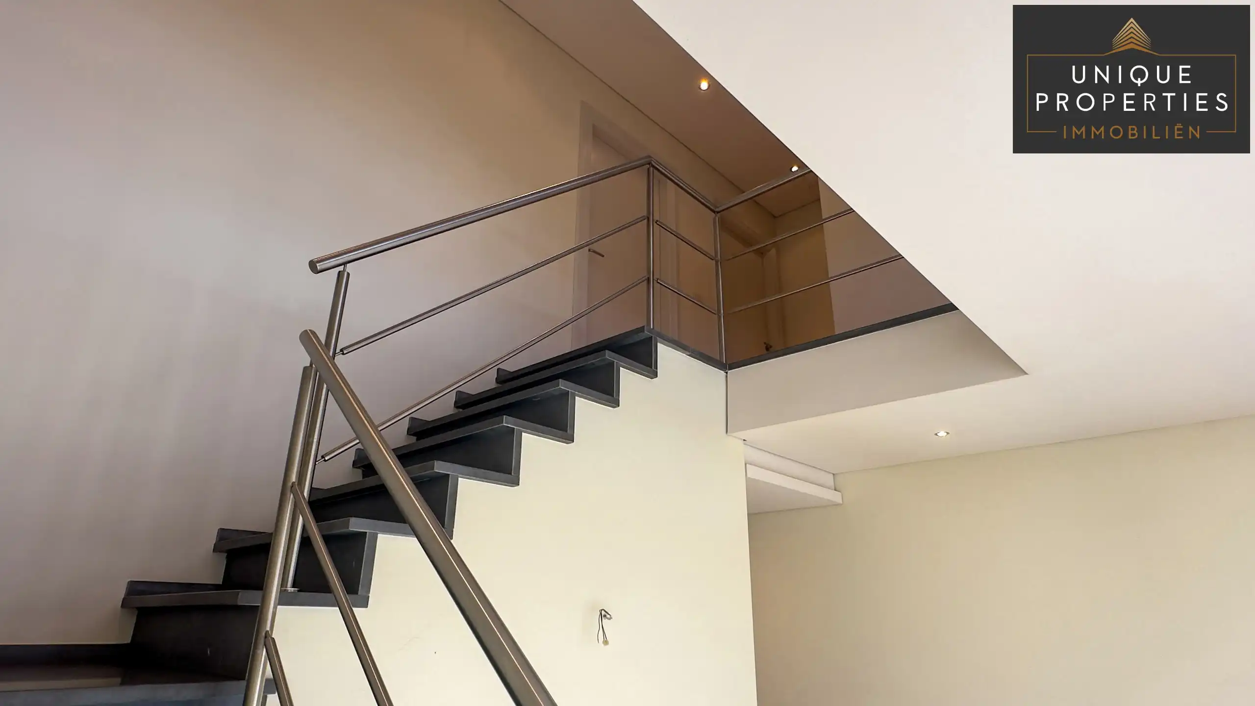 Villa te koop foto 15