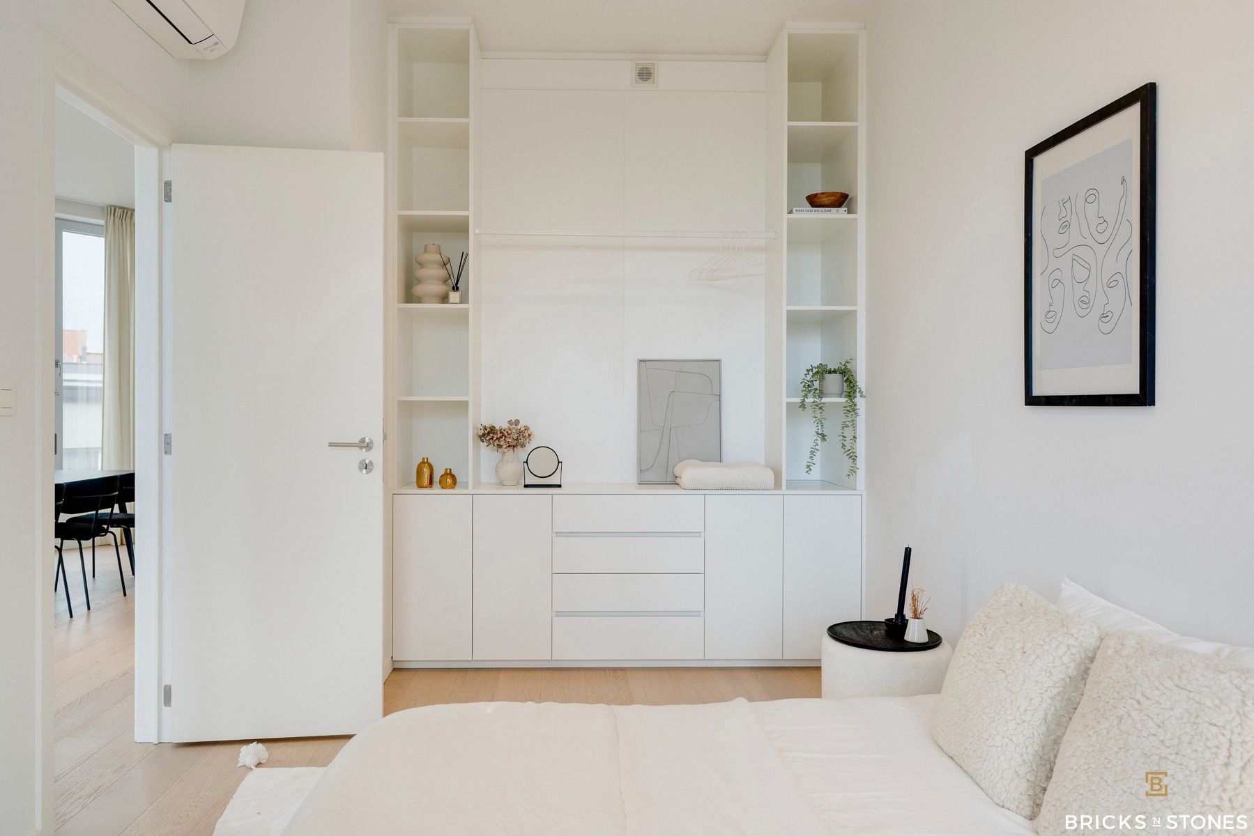 Prachtige city penthouse met 2 slaapkamers, terras en parking foto 2