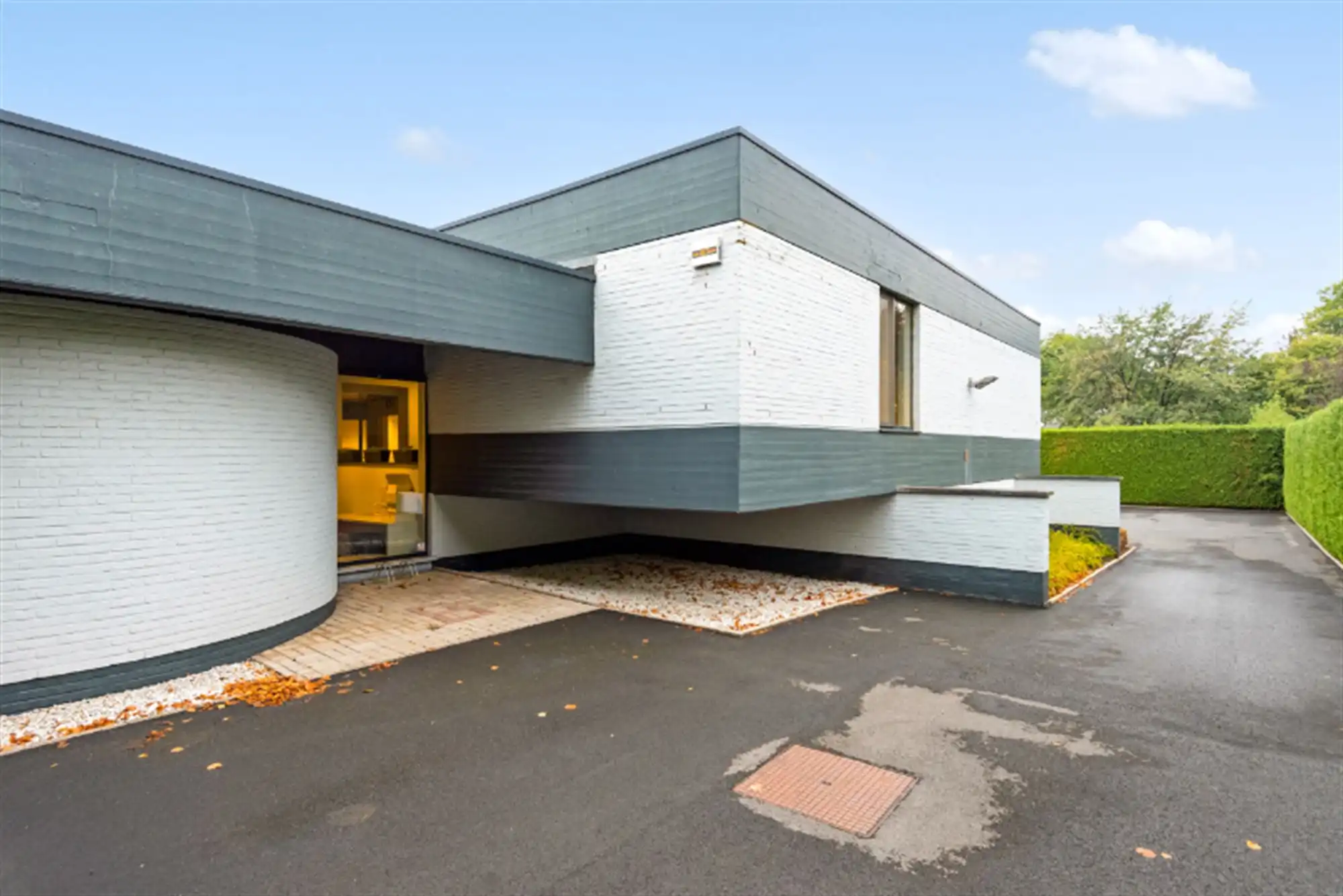 Multifunctioneel pand in casco toestand op toplocatie te Aalst. foto 5