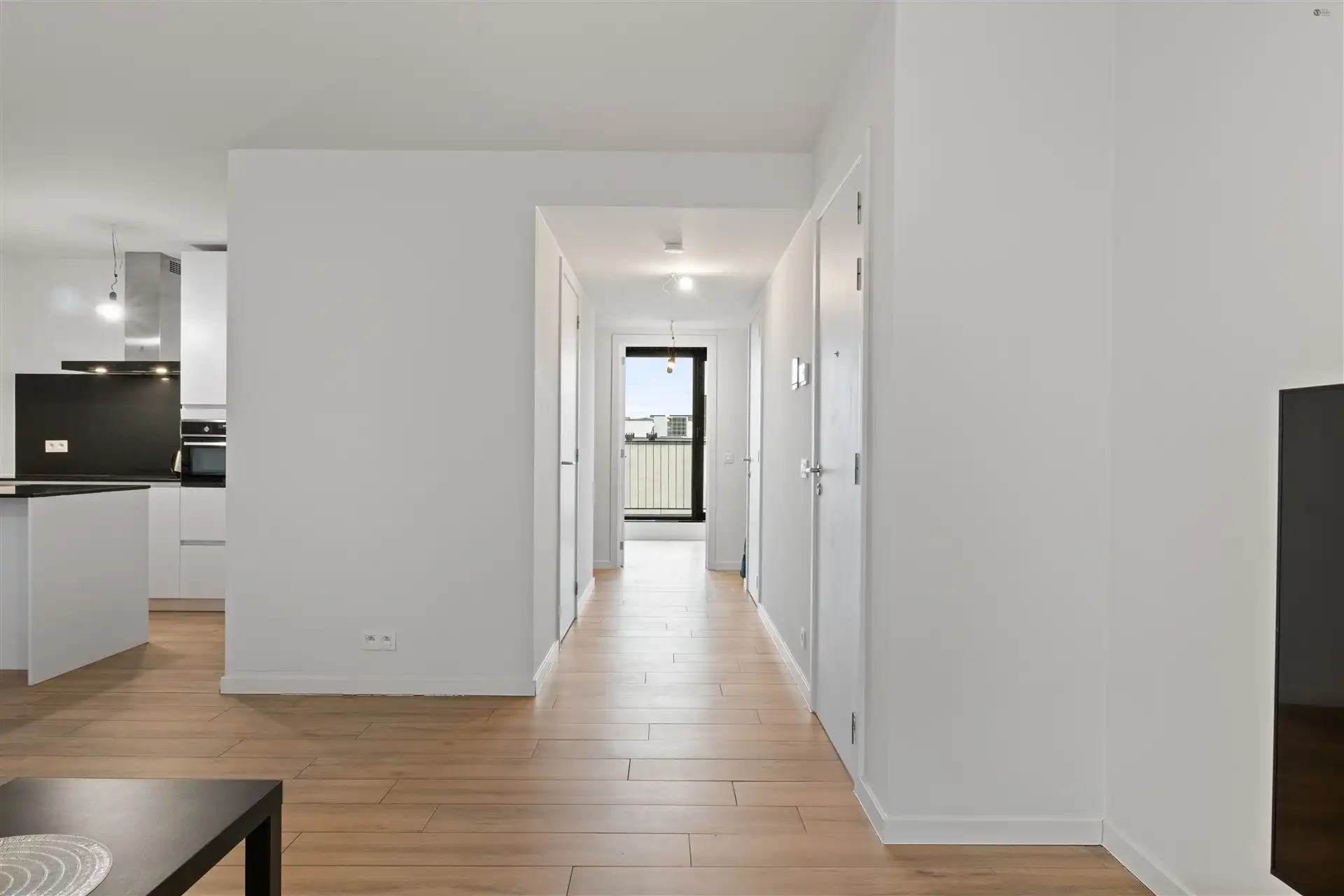 Modern tweeslaapkamer appartement te Sint-Niklaas foto 6