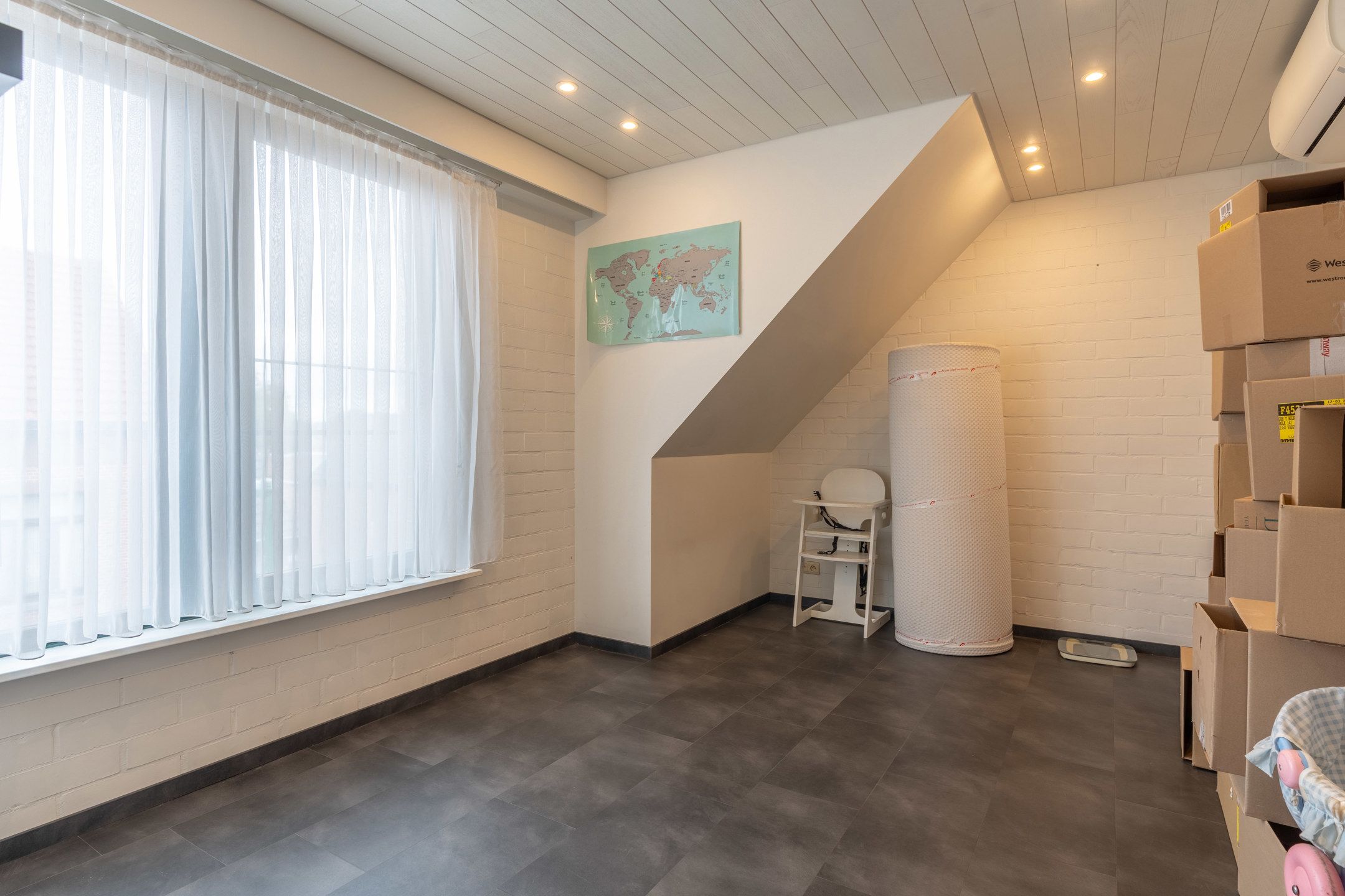 Zeer interessante handelszaak met woonst in Vosselaar foto 38