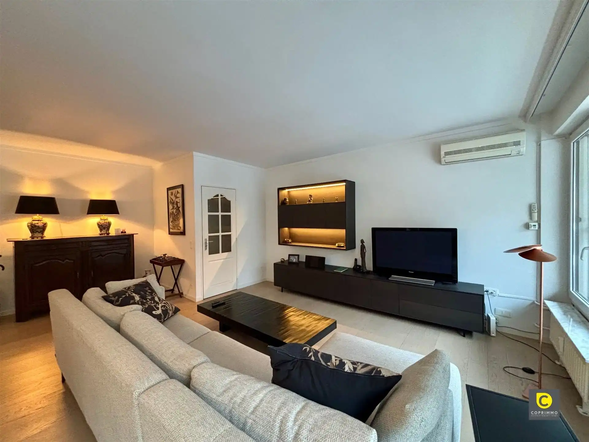 2slp app met 2 terrassen! foto {{pictureIndex}}