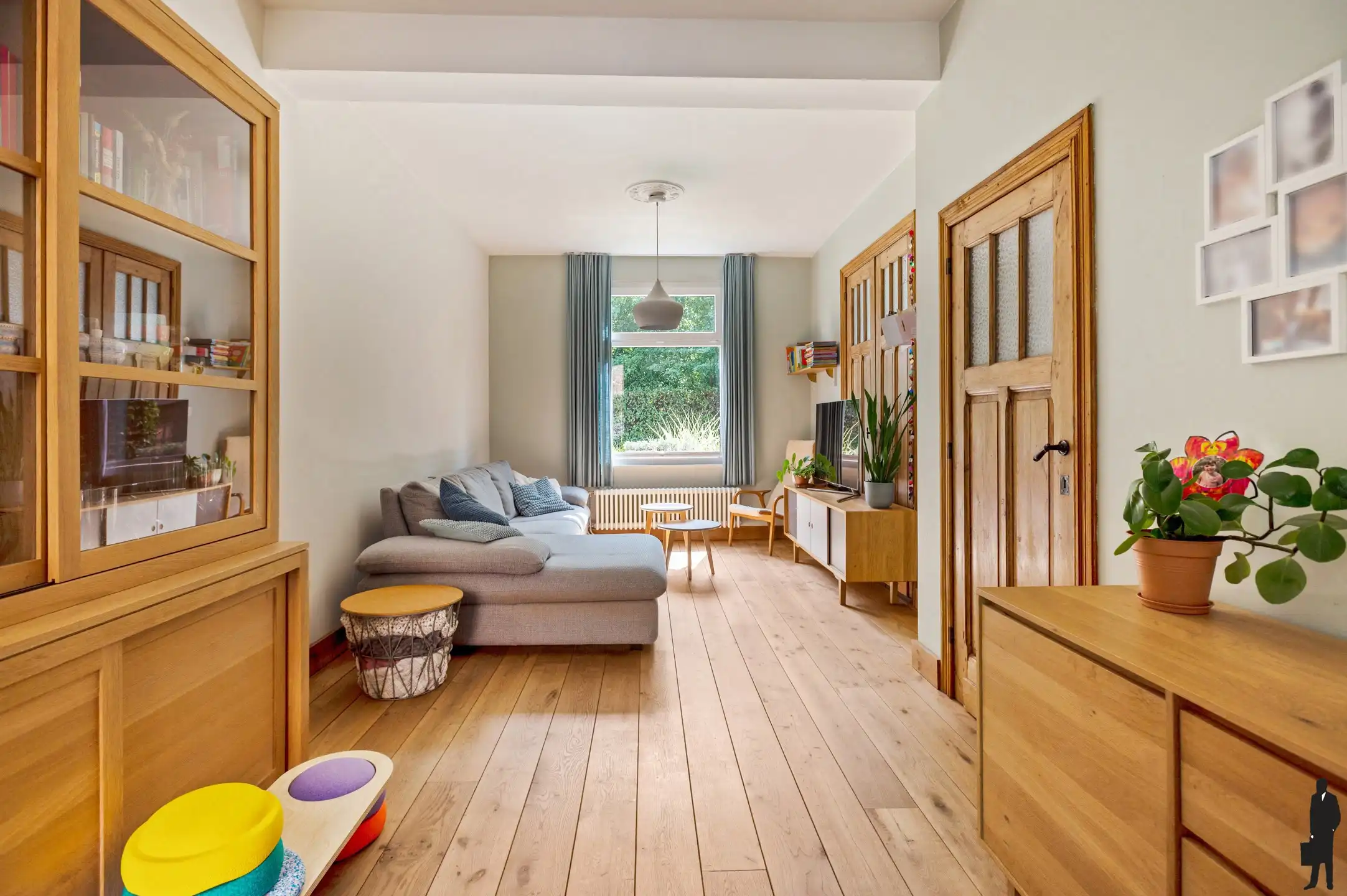 Instapklare charmante woning met ingericht bijgebouw foto 7