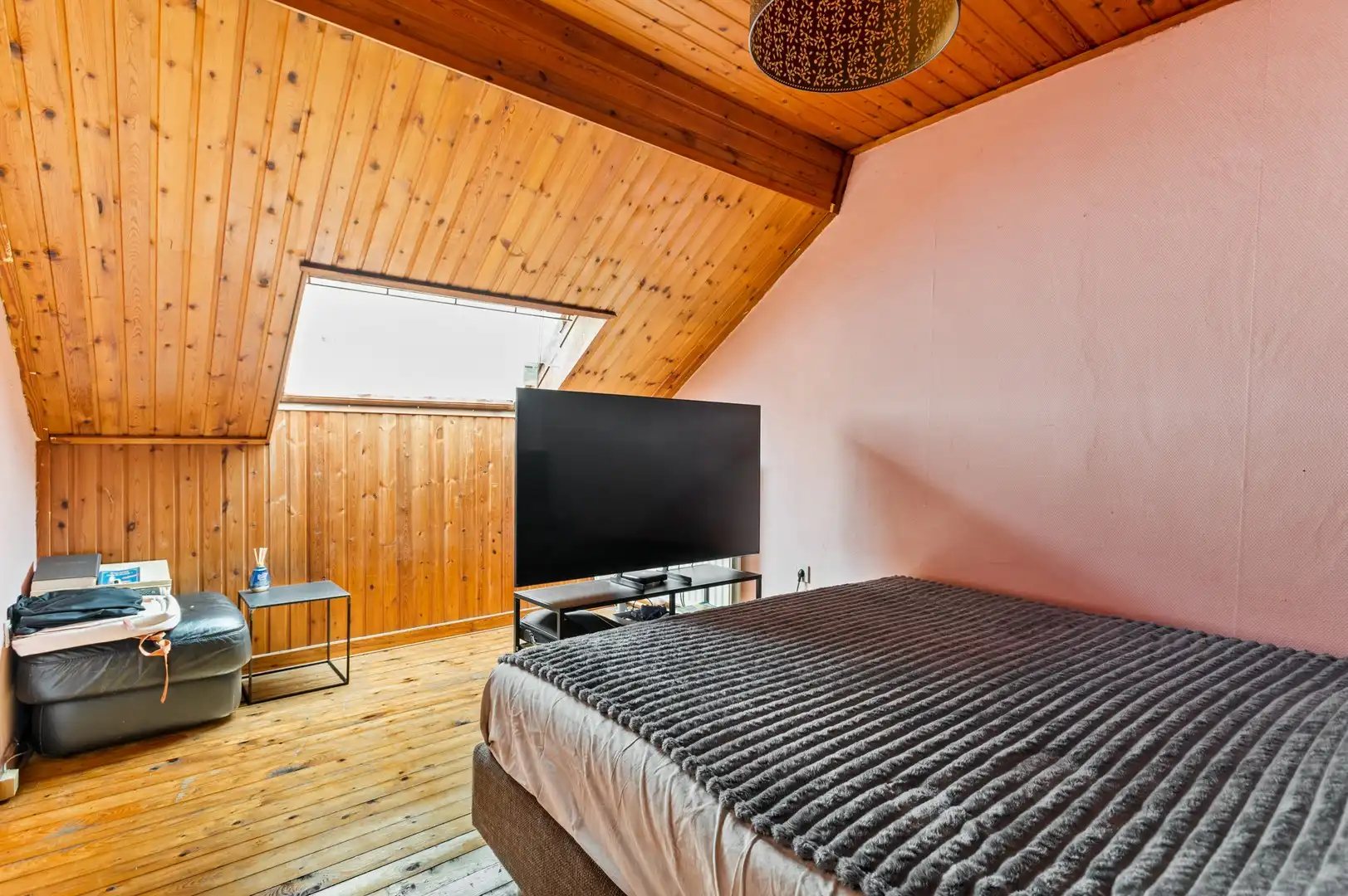 Op te knappen woning met 4 slaapkamers te Merksem foto 14