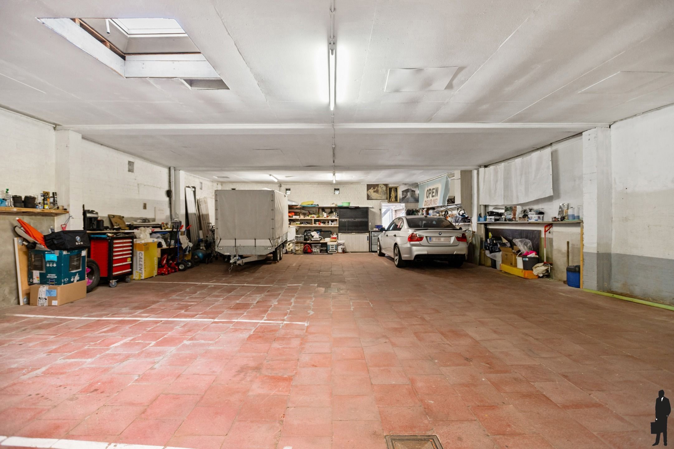 Appartementsgebouw op top-locatie te koop foto 6