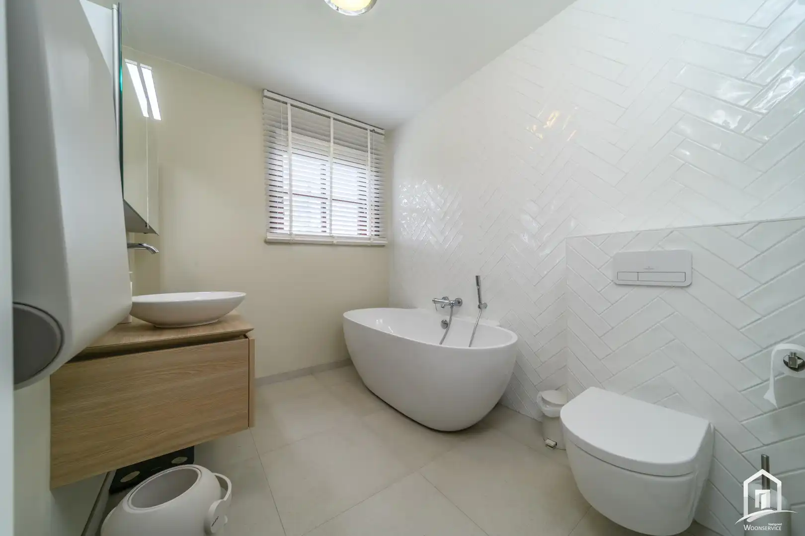 Instapklare gezinswoning op centrale locatie te Ronse! foto 8