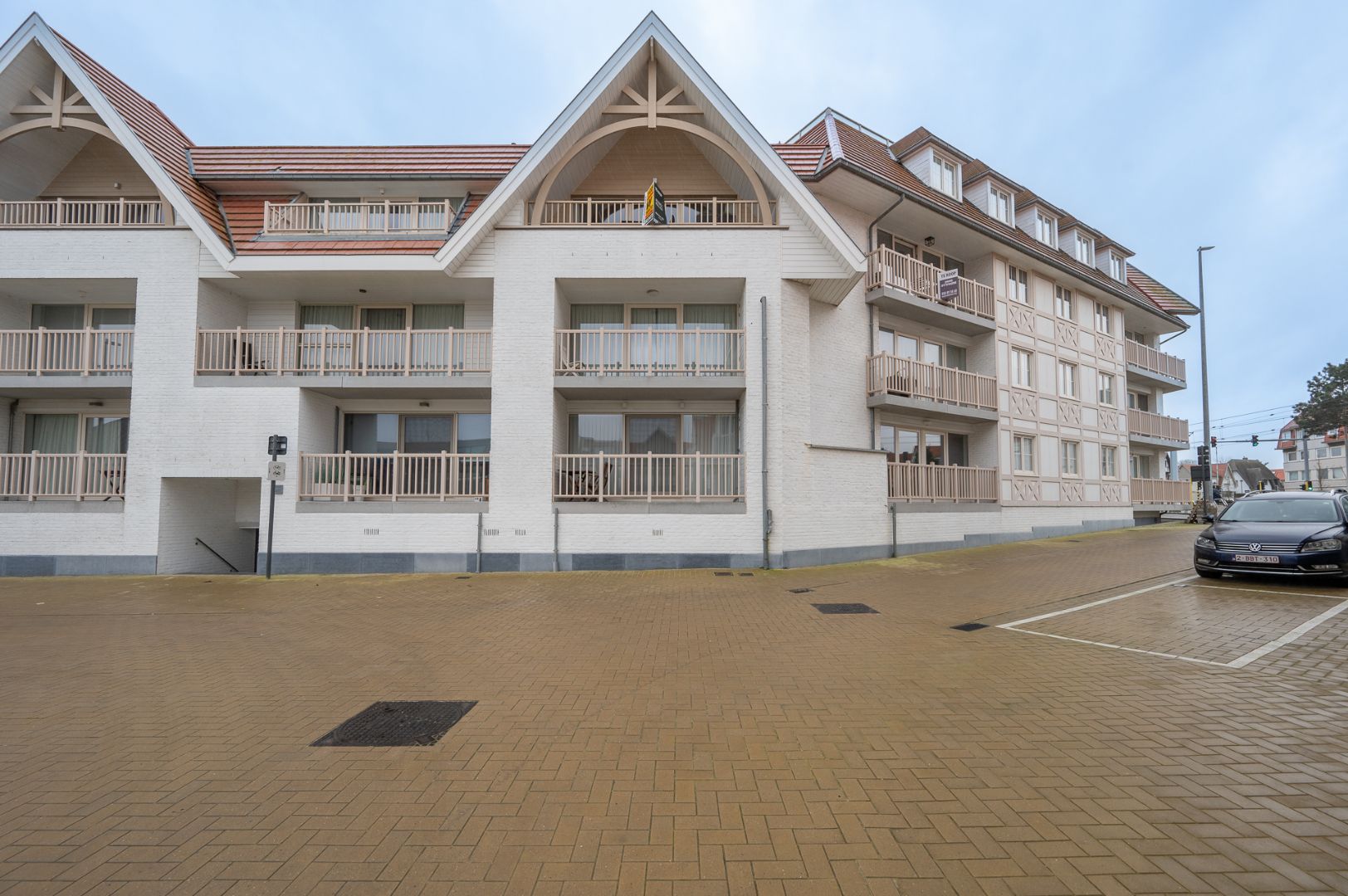 Appartement met ruim terras op wandelafstand van het strand foto 19