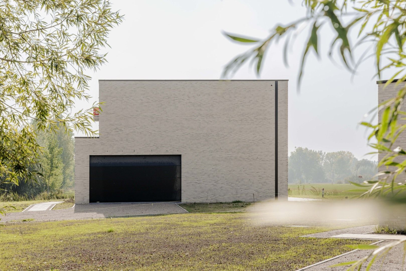 Ruime nieuwbouwvilla op 1.268 m² in Kruibeke foto 2