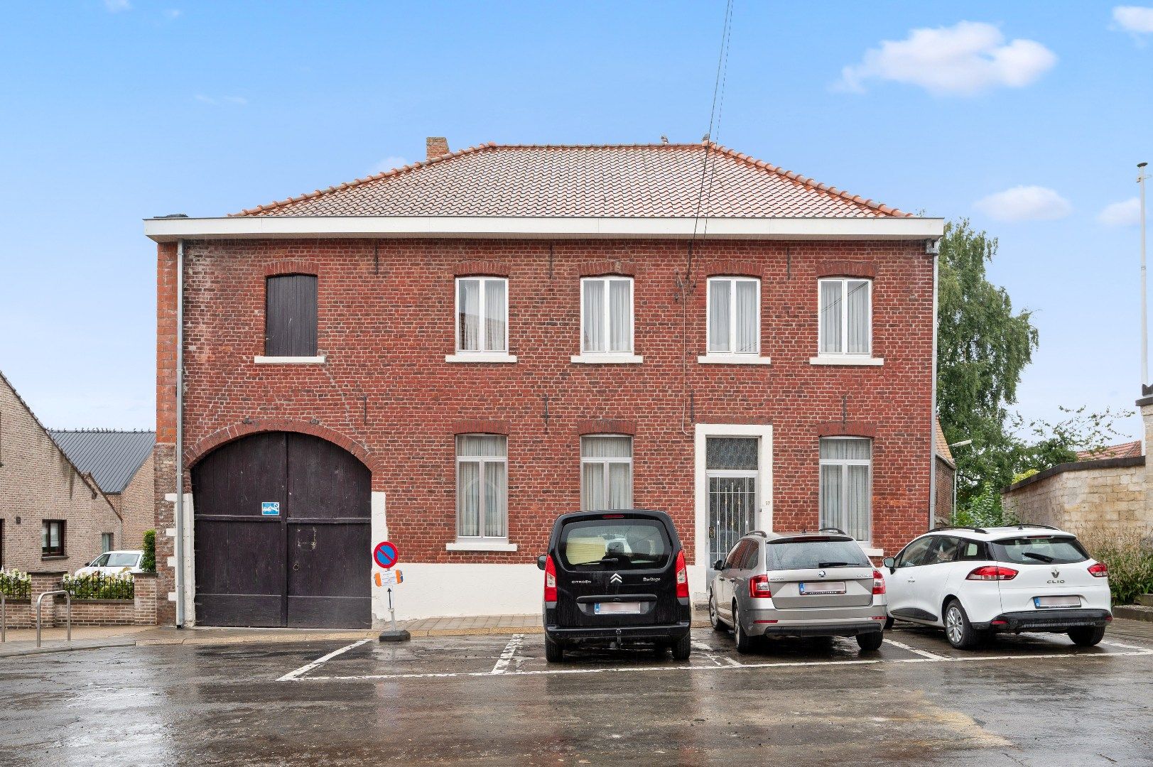 Geklasseerde te renoveren hoeve foto 2